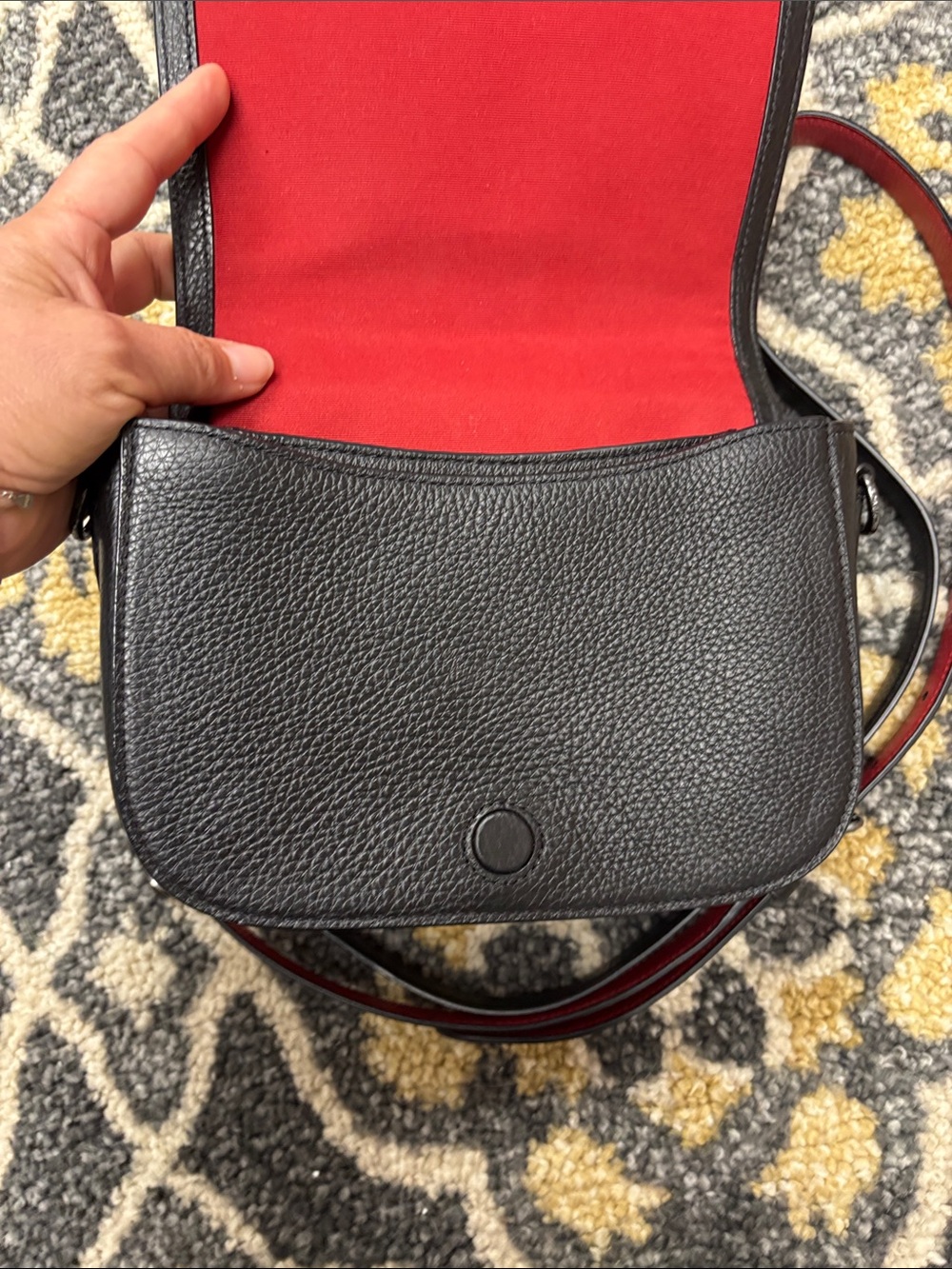 π₯π₯Coach Black Pebbled Leather Crossbody with Rainbow Coach Carriage Logo ππ - Picture 4 of 11